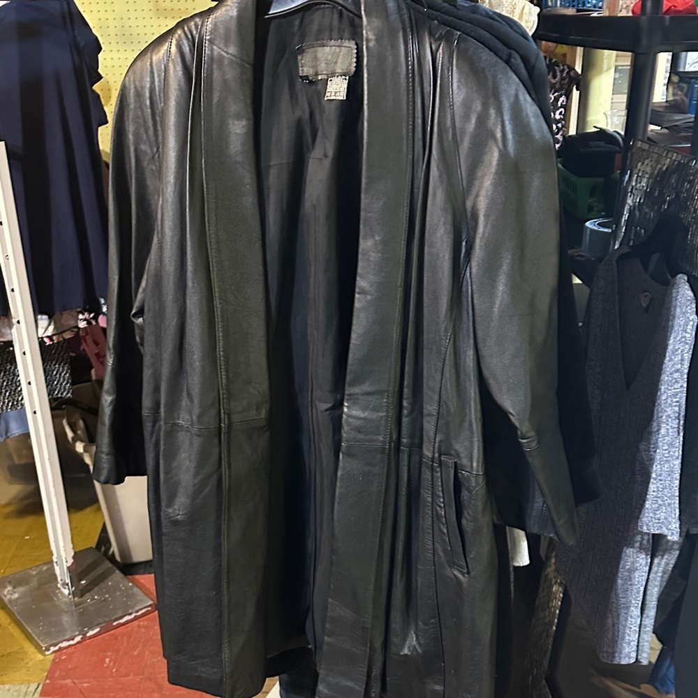 Vintage woman’s Black Leather Jacket  M Optina leather